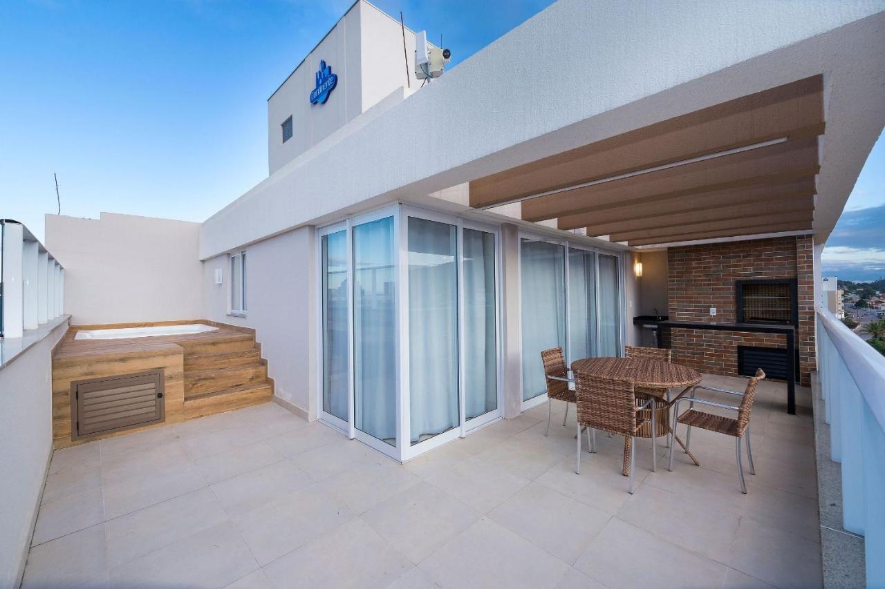 Terrazzo 602B - Cobertura duplex à poucos metros da praia de Bombas - Condomínio com piscina - Academia - Solário Bombinhas Extérieur photo